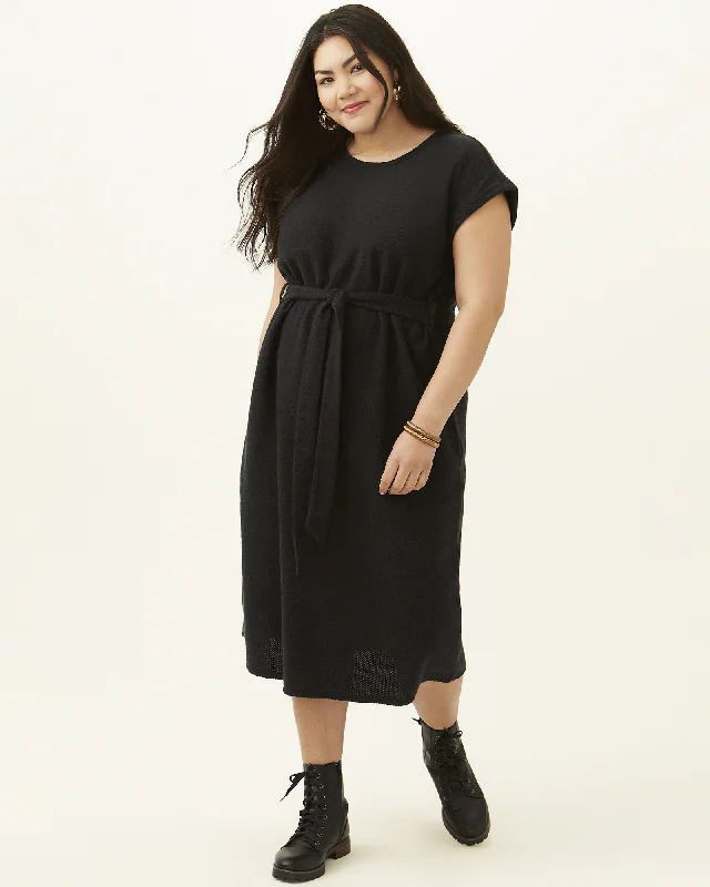 short sleeve travel-friendly dress -Raymona Belted Short Sleeve Dress | Black