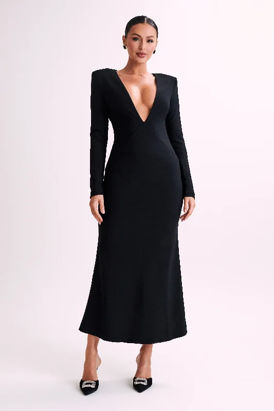 Women's maxi dress summer escape -Michaela Long Sleeve Maxi Dress With Shoulder Pads - Black