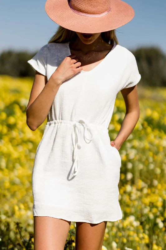 short sleeve dramatic dress -Short Sleeve V-Neck Textured Dress In White