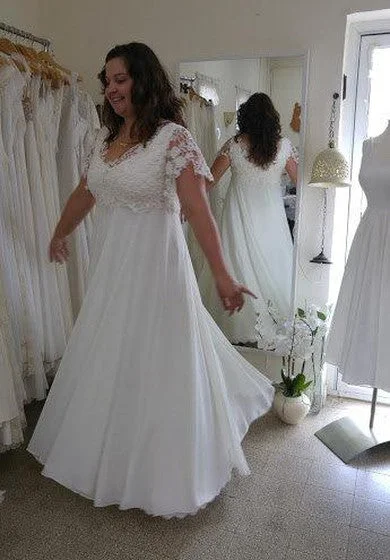 short sleeve ruched dress -V-Neck Short Sleeve Lace Chiffon Plus Size Wedding Dress