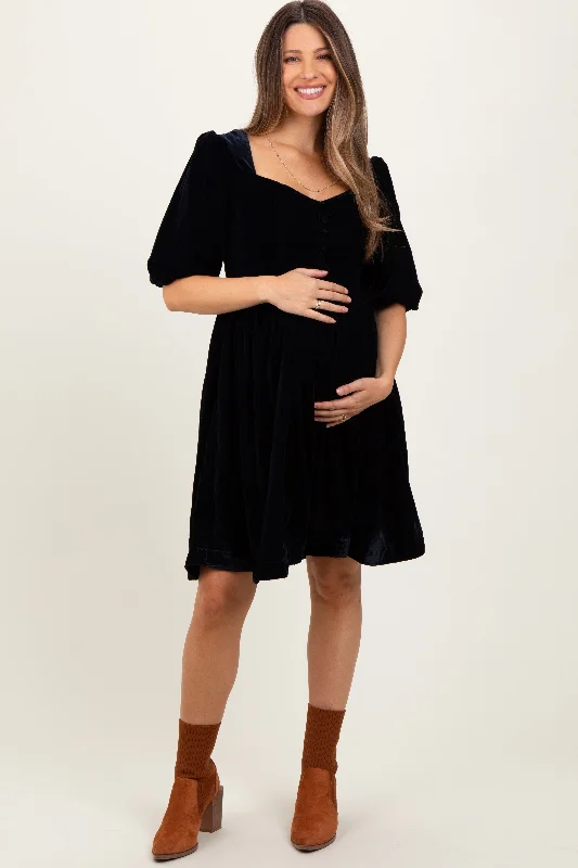 maternity breathable cotton dress -Black Velvet Sweetheart Button Accent Maternity Dress